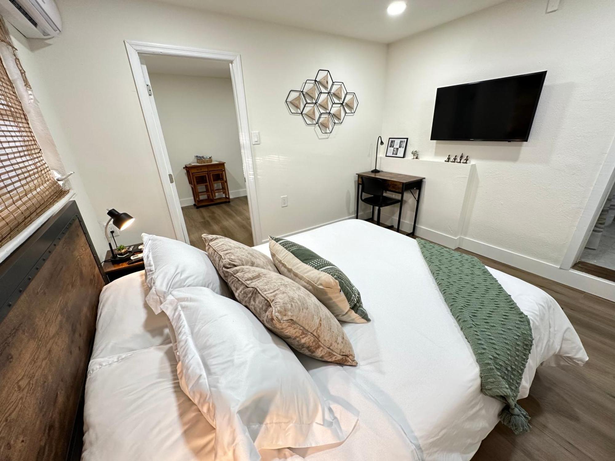 Peaceful Studio Clearwater Beach エクステリア 写真